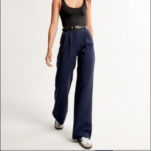 Abercrombie & Fitch A&F Sloane Tailored Wide Leg Pant Navy Blue 10L 30